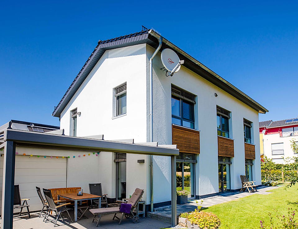 Fertighaus Passivhaus mit familiären Touch von Hausbau Heggemann Schlüsselfertig ab 450000€, Außenansicht 2