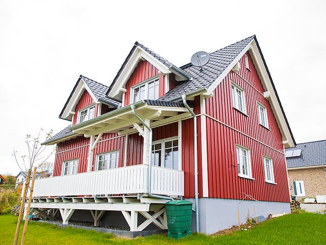 Fertighaus Rotes Schwedenhaus in Ostercappeln von Hausbau Heggemann Schlüsselfertig ab 410000€, Außenansicht 2