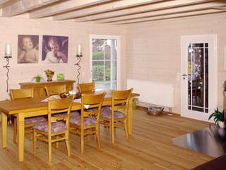 Blockhaus B167 von Frammelsberger R. Ingenieur-Holzbau, Blockhaus Innenansicht 1