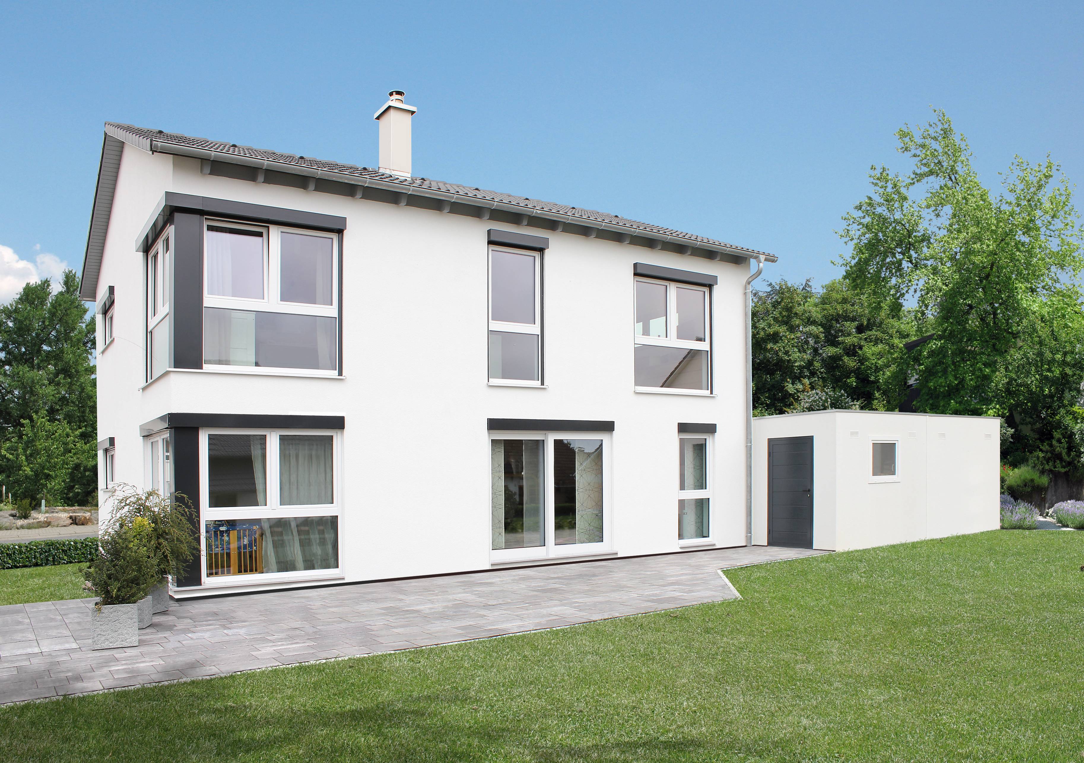 Fertighaus Homestory 135 von Lehner Haus Schlüsselfertig ab 336700€, Satteldach-Klassiker Außenansicht 1