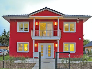 Massivhaus VarioCity 172 von HSE Massivhaus Schlüsselfertig ab 357140€, Stadtvilla Außenansicht 1