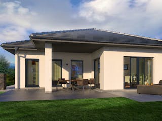 Fertighaus Bungalow 2 Walmdach von OKAL Haus Schlüsselfertig ab 379700€,  Außenansicht 1