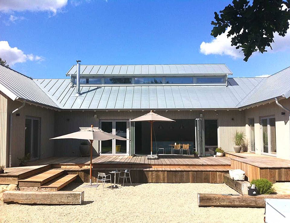Fertighaus Johnsen - Haus 5 von Johnsen Zimmerei & Hausbau Schlüsselfertig ab 900000€, Bungalow Außenansicht 1