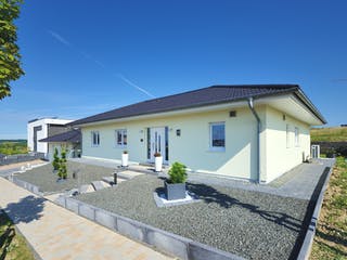 Fertighaus CLARON 1.1250 von KAMPA Schlüsselfertig ab 524822€, Bungalow Außenansicht 1