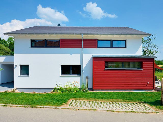 Fertighaus Haus Ingelfinger von Fertighaus WEISS Schlüsselfertig ab 493000€, Satteldach-Klassiker Außenansicht 4