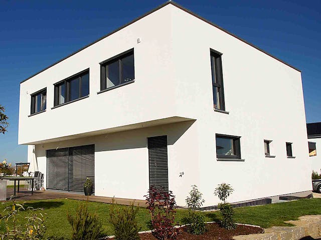 Fertighaus Bauhaus von Kielwein Holzbau Schlüsselfertig ab 437500€, Cubushaus Außenansicht 2
