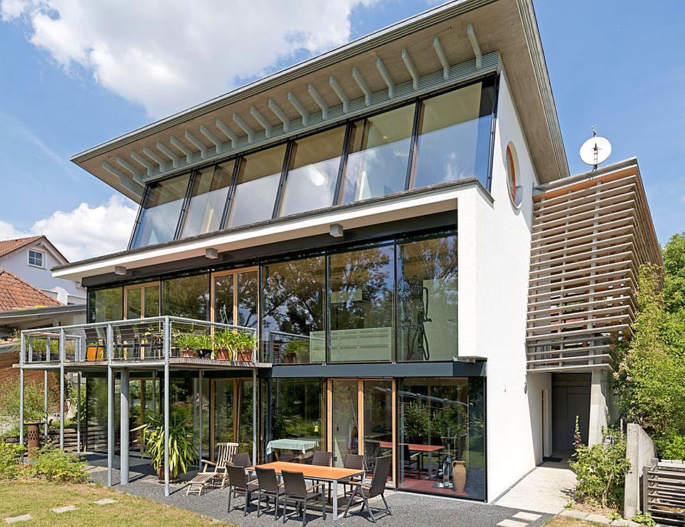 Fertighaus Baumann von Korte Holzbau, Pultdachhaus Außenansicht 2