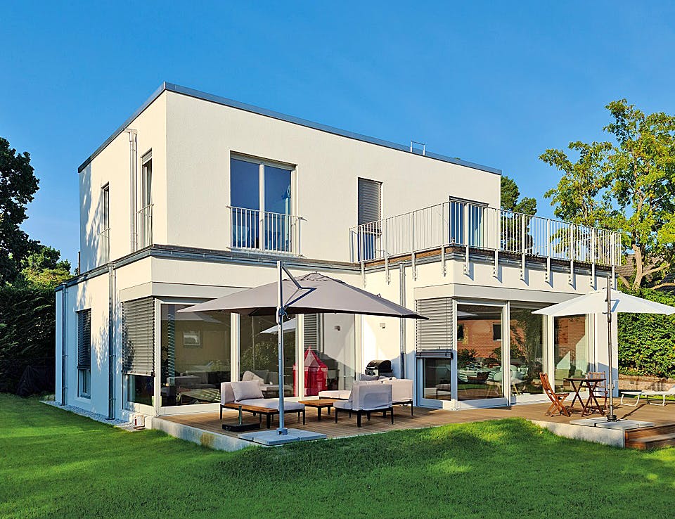 Massivhaus Freie Planung - Haus 3 von KOSIMA HAUS, Cubushaus Außenansicht 1