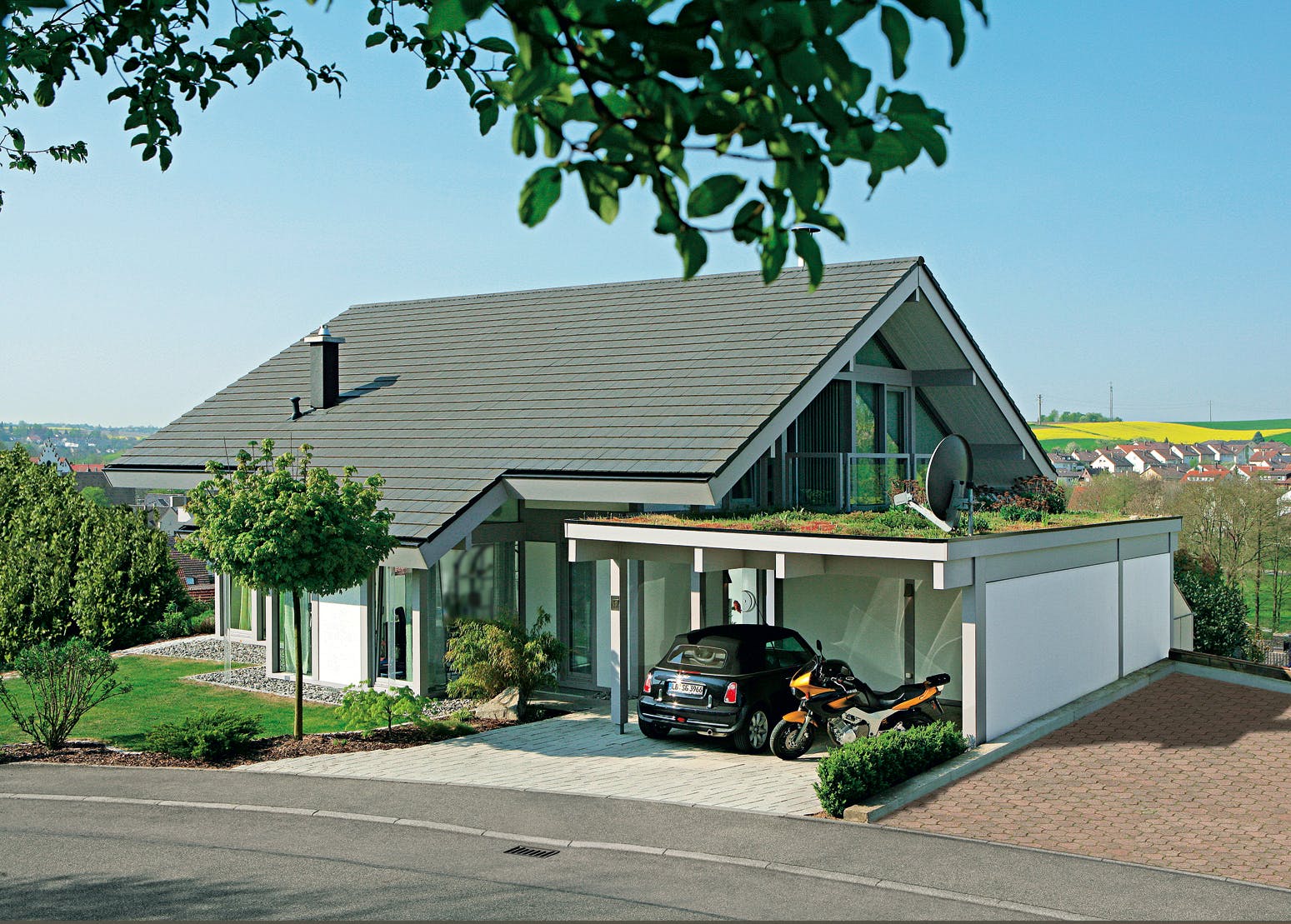 Fertighaus Kundenhaus Gerlacher von DAVINCI HAUS, Fachwerk Außenansicht 2