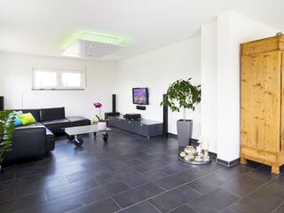 Fertighaus Solera von Fingerhut Haus Schlüsselfertig ab 469474€, Satteldach-Klassiker Innenansicht 1