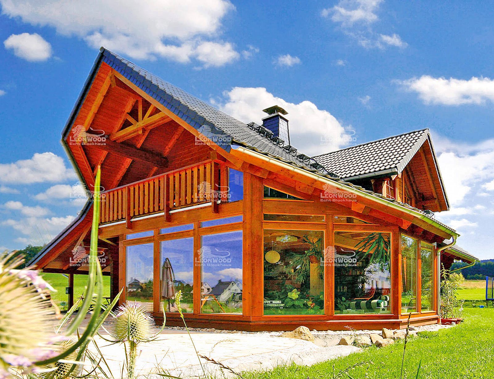 Blockhaus Alicante von LéonWood Holz-Blockhaus Bausatzhaus ab 170990€, Blockhaus Außenansicht 1