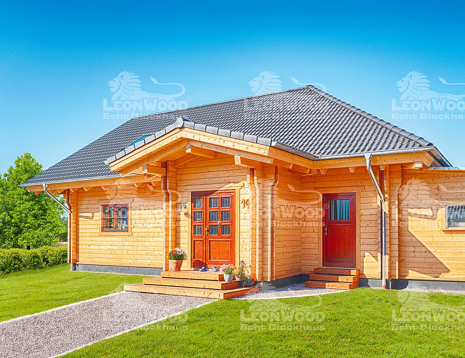 Blockhaus Canada von LéonWood® Holz-Blockhaus Bausatzhaus ab 114900€, Blockhaus Außenansicht 2