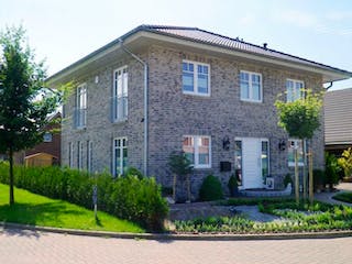 Massivhaus Adam Olearius 145 von Stoll Haus Schlüsselfertig ab 217600€, Stadtvilla Außenansicht 2