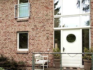 Massivhaus BUCHENHAIN von Kagebau, Stadtvilla Außenansicht 2