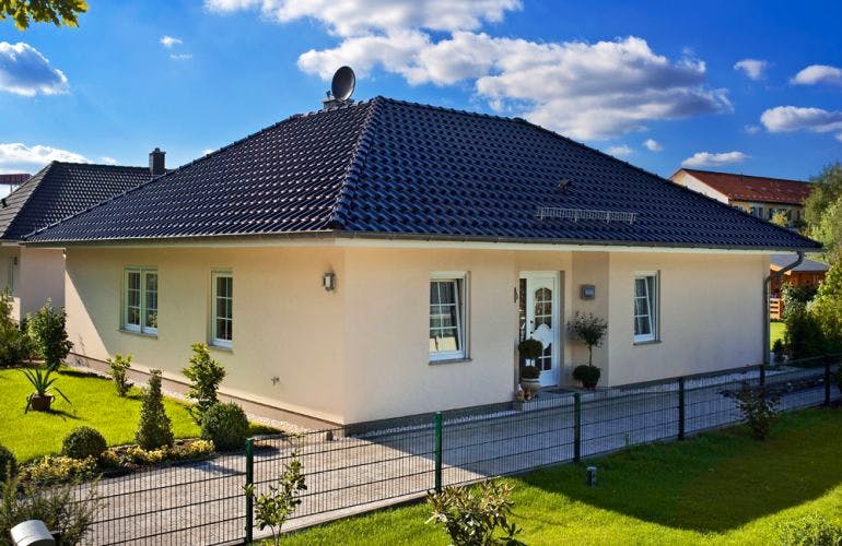 Massivhaus Bungalow Rerik von ROTH-MASSIVHAUS, Bungalow Außenansicht 1