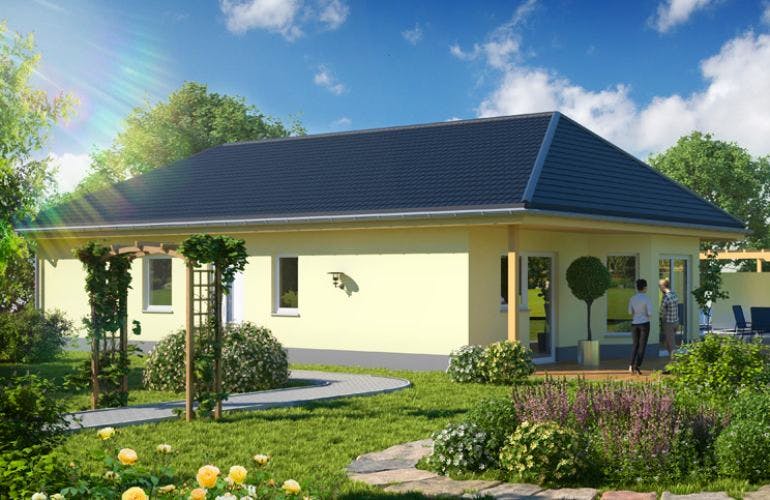 Massivhaus Bungalow WETTIN von Aktuell Bau, Bungalow Außenansicht 2