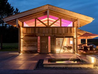 Blockhaus Chalet Tirolia von TIROLIA, Bungalow Außenansicht 1