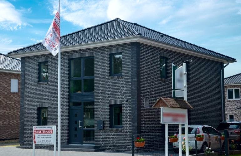 Massivhaus CITY XL von Kagebau, Stadtvilla Außenansicht 2