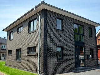Massivhaus CITY XL von Kagebau, Stadtvilla Außenansicht 2