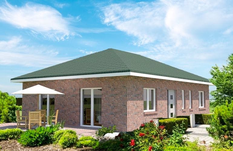 Massivhaus COTTAGE von Kagebau, Bungalow Außenansicht 2