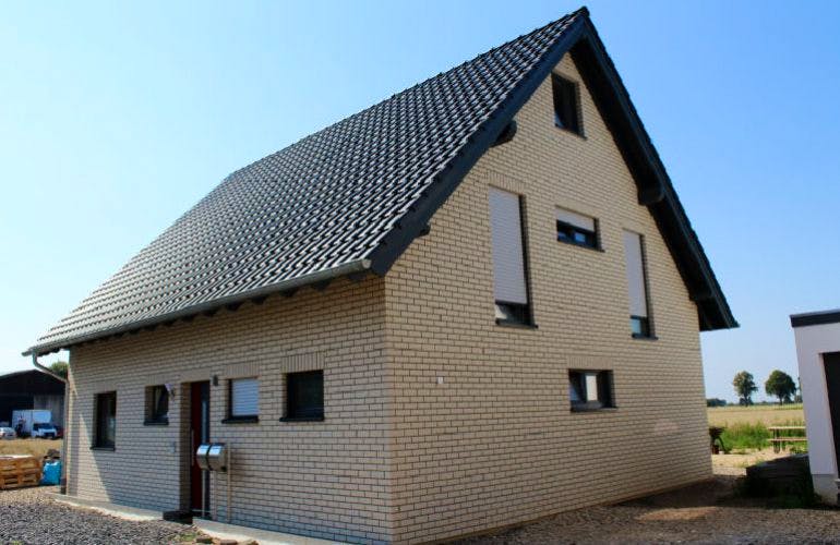 Massivhaus Edition-3 ID-Massivhaus von CASA Haus Ausbauhaus ab 104850€, Außenansicht 1