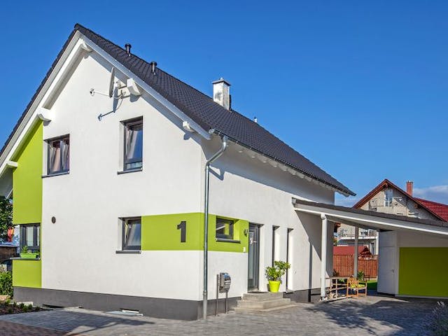 Massivhaus EFH Maiwald von Zaunmüller Massivhaus,  Außenansicht 1