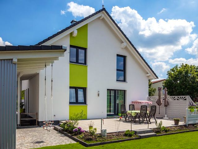 Massivhaus EFH Maiwald von Zaunmüller Massivhaus,  Außenansicht 2