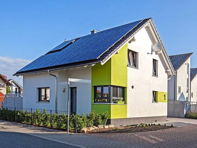 Massivhaus EFH Maiwald von Zaunmüller Massivhaus,  Außenansicht 3