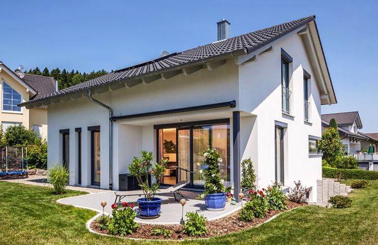 Massivhaus EFH Ostermann von Zaunmüller Massivhaus, Außenansicht 1