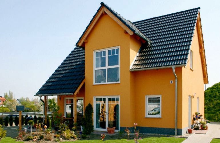 Massivhaus Einfamilienhaus 131 von Schuckhardt Massiv-Haus, Außenansicht 1