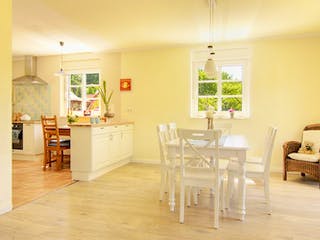 Massivhaus Friesenhaus 140 von ECO System HAUS, Satteldach-Klassiker Innenansicht 3