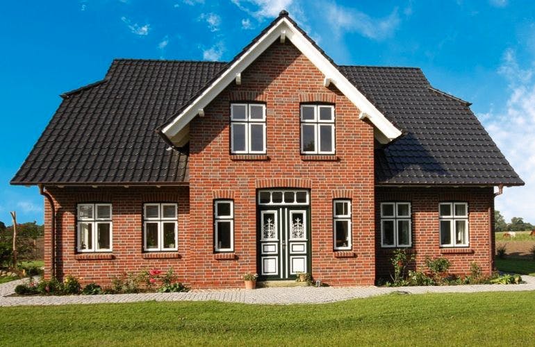 Massivhaus GROSSER KAPITÄN von Kagebau, Außenansicht 2