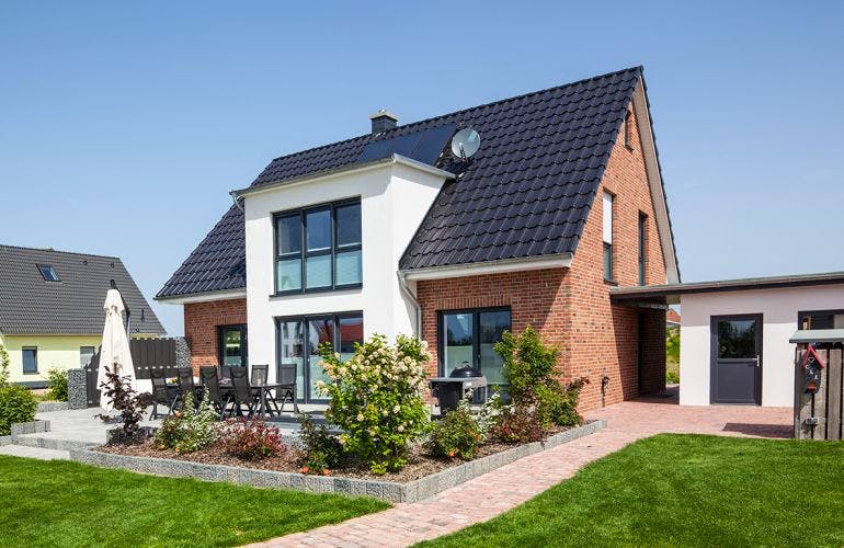 Massivhaus Haus Arnold von Zaunmüller Massivhaus, Außenansicht 2