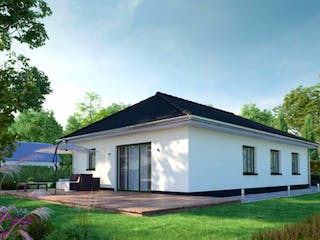 Massivhaus IL-3-104 von Elbe-Haus, Bungalow Außenansicht 4