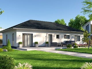 Massivhaus IL-3-112 von Elbe-Haus® Ost, Bungalow Außenansicht 2