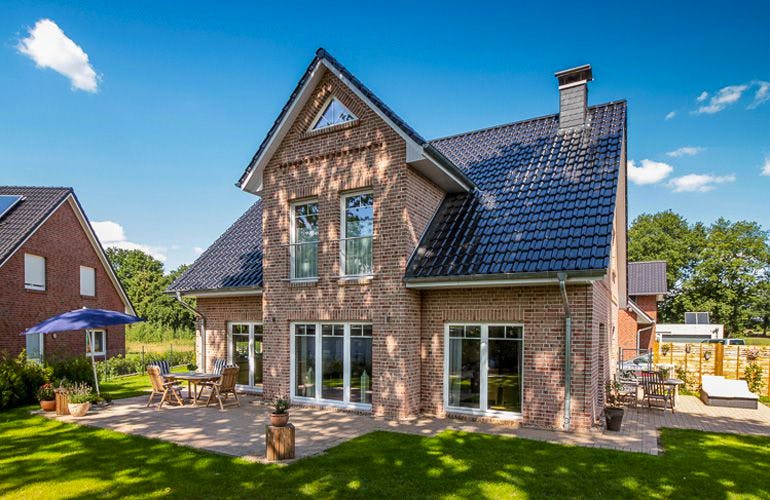 Massivhaus Kapitänshaus 160 von ECO System HAUS, Außenansicht 2