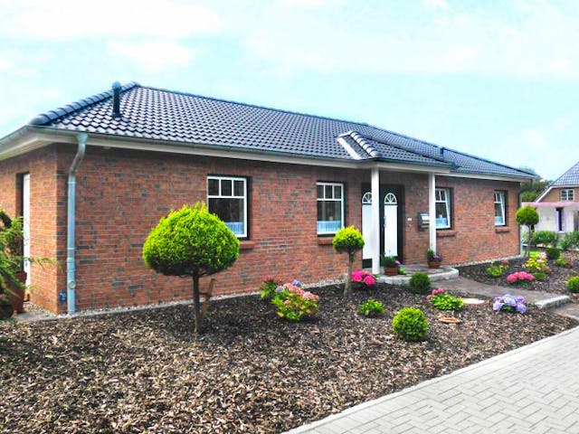 Massivhaus Matthias Claudius 147 von Stoll Haus Schlüsselfertig ab 233300€, Bungalow Außenansicht 1