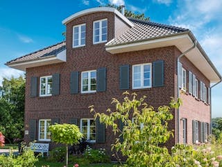 Massivhaus ROGGENKAMP von Kagebau, Stadtvilla Außenansicht 1