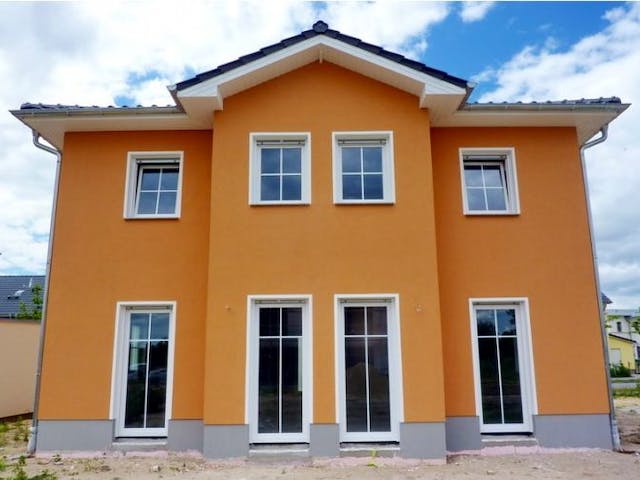 Massivhaus Stadtvilla Berlin von EWA Hausbau Schlüsselfertig ab 273990€, Stadtvilla Außenansicht 3