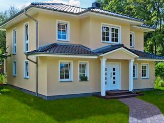 Massivhaus Villa Ravenna von ROTH-MASSIVHAUS, Stadtvilla Außenansicht 3