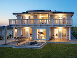 Fertighaus Vitalhaus Albaching von Regnauer Hausbau Schlüsselfertig ab 753950€, Außenansicht 2