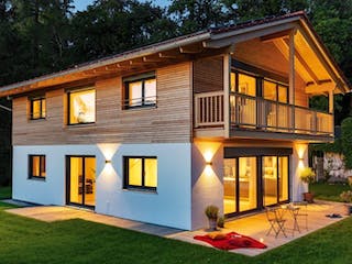 Fertighaus Vitalhaus Oberhaching von Regnauer Hausbau, Außenansicht 4