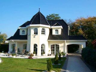 Massivhaus WHITE PEARL 130 FINESSE von domoplan massivhaus,  Außenansicht 1