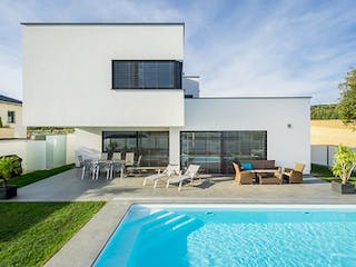 Massivhaus WimbergerHaus Kundenhaus F von Wimberger Bau, Cubushaus Außenansicht 2