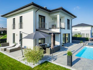 Massivhaus WimbergerHaus Kundenhaus Hackl von Wimberger Bau, Stadtvilla Außenansicht 1