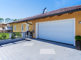 Massivhaus WimbergerHaus Kundenhaus Oberleitner von Wimberger Bau, Bungalow Außenansicht 1