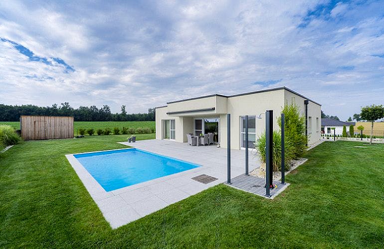 Massivhaus WimbergerHaus Kundenhaus Starker von Wimberger Bau, Bungalow Außenansicht 2