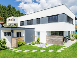 Massivhaus WimbergerHaus Kundenhaus Tschunko von Wimberger Bau, Cubushaus Außenansicht 2