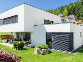 Massivhaus WimbergerHaus Kundenhaus Tschunko von Wimberger Bau, Cubushaus Außenansicht 3