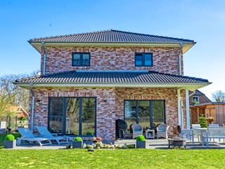 Massivhaus Plön von Nissen Massivhaus, Stadtvilla Außenansicht 2